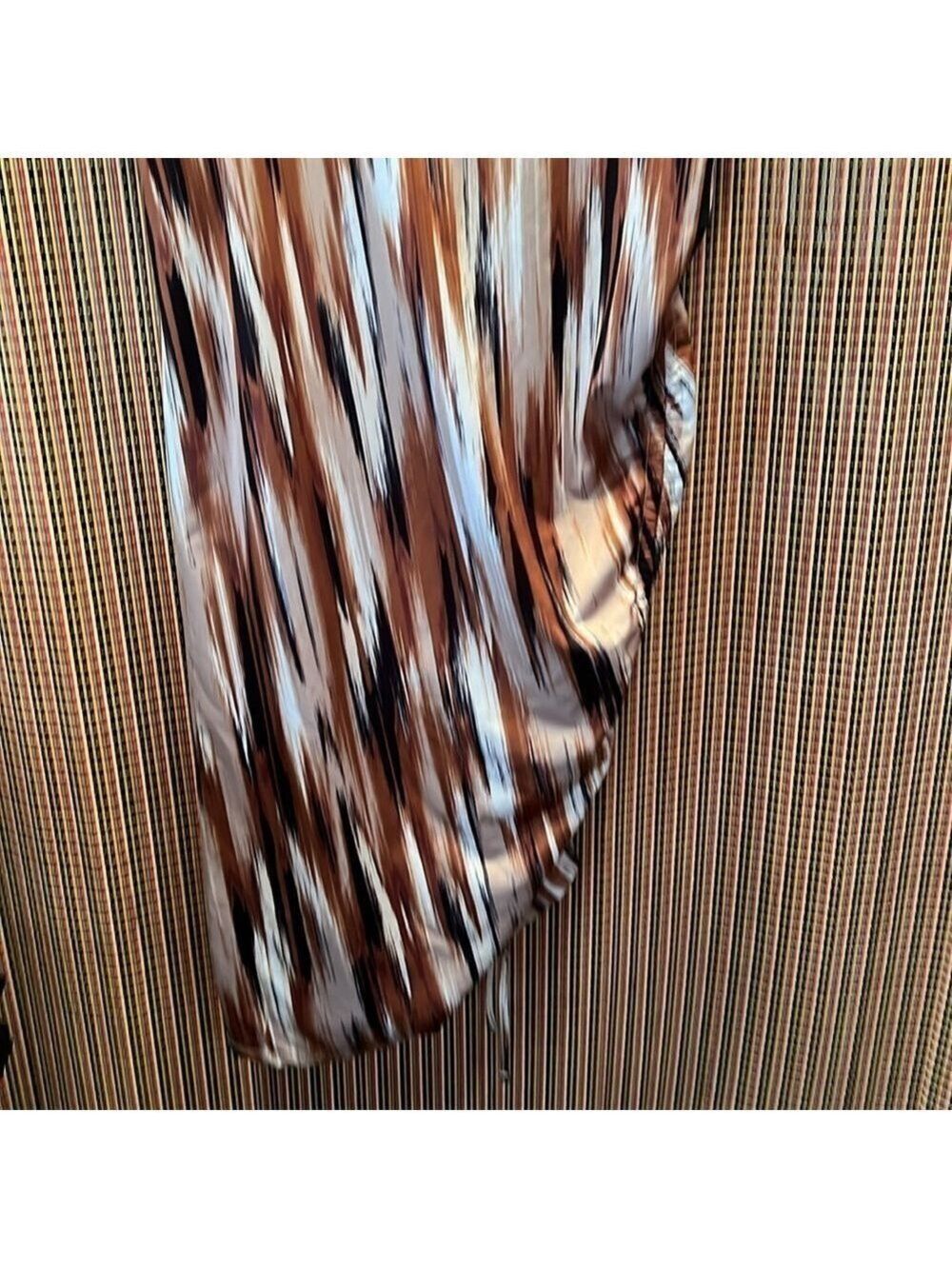 MADDEN NYC Dress, SZ XXXL, PTP21”, L41”, adj. straps & cinched side, ( T2-348) - Picture 6 of 10